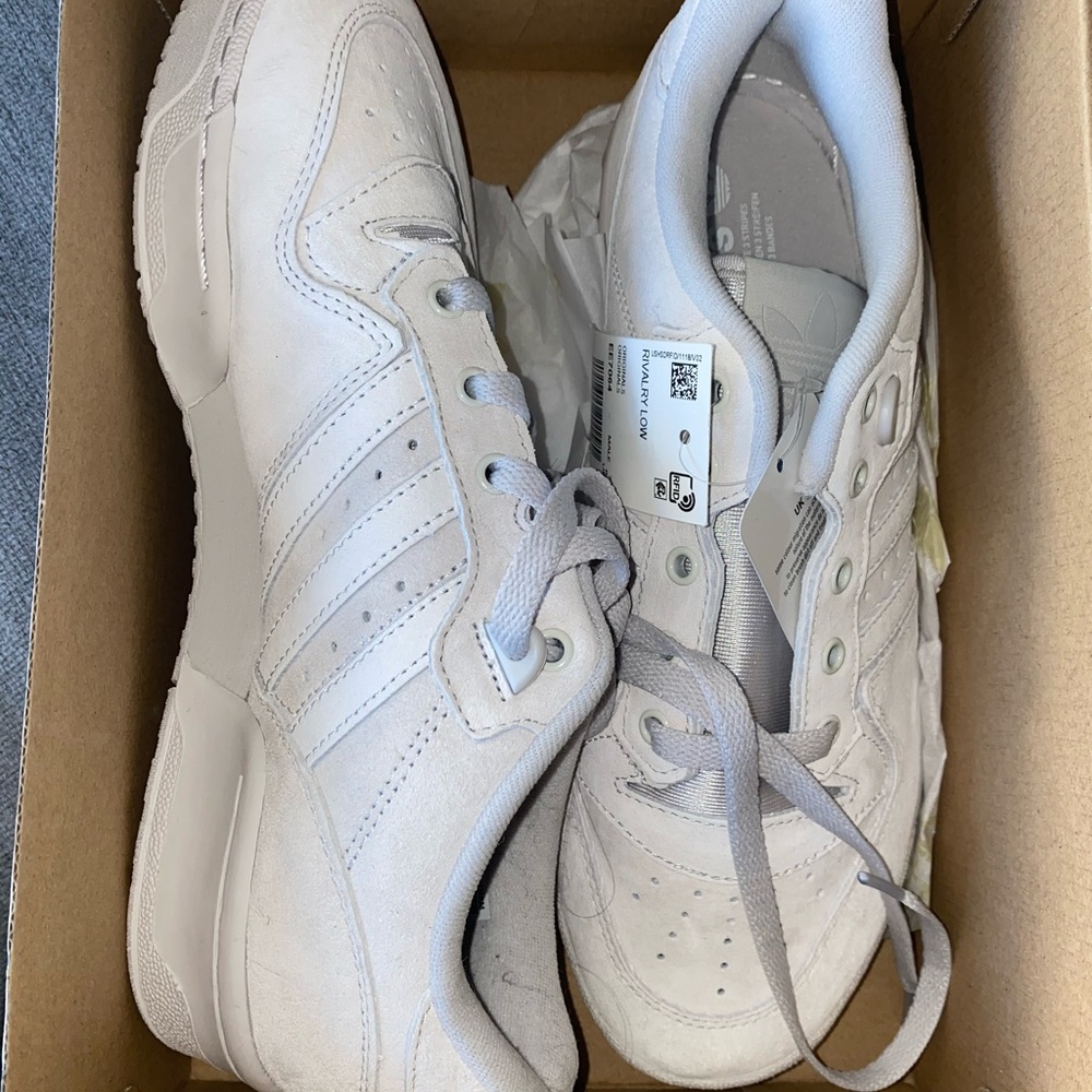 Adidas Rivalry Low